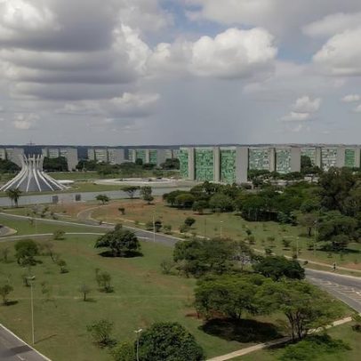 Auxílio-alimentação de servidores federais passa a R$ 1.192