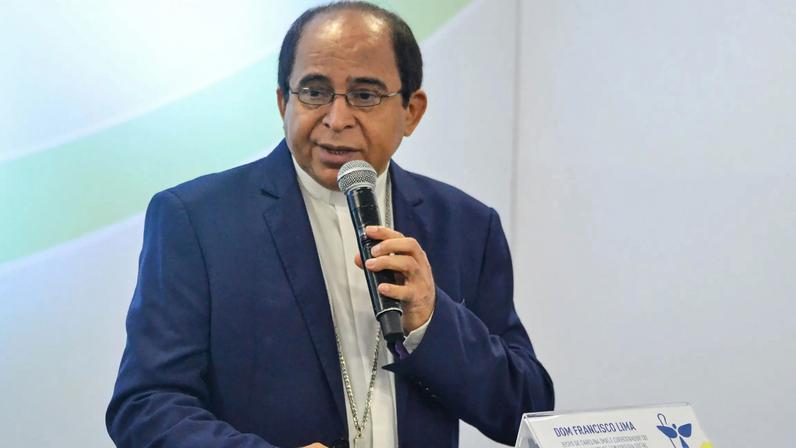Dom Francisco Lima Soares, bispo de Carolina (MA), é o único bispo na equipe que escreve a Análise de Conjuntura Social entregue na Assembleia Geral da CNBB. (Foto: Adielson Agrelos/CNBB Leste 1)