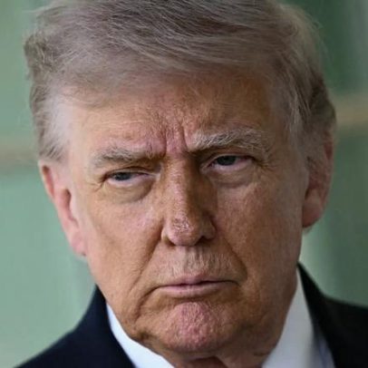 Redes criticam Trump por post de IA sobre Jesus envolvendo Musgraves, White e Palin