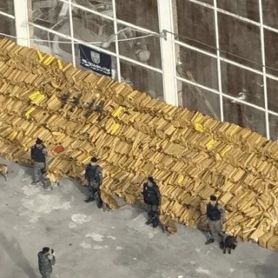 Polícia apreende 48 toneladas de maconha no Complexo da Maré