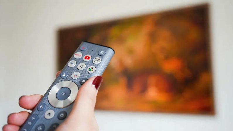 Hisense Canvas TV S7 Series