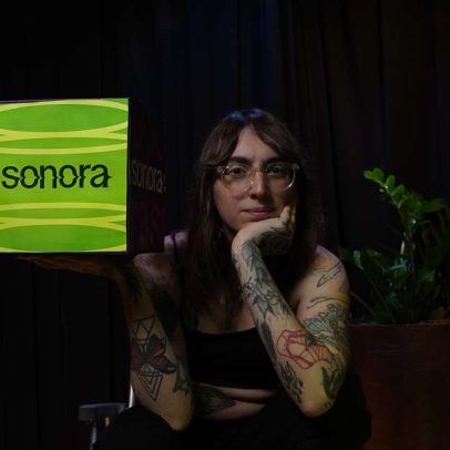 Fã dos Jonas Brothers vive encontro digno de fanfic em Sonora Fã Cast