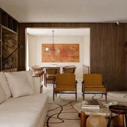 Reforma transforma apartamento dos anos 1990 em novo mix de design e arte