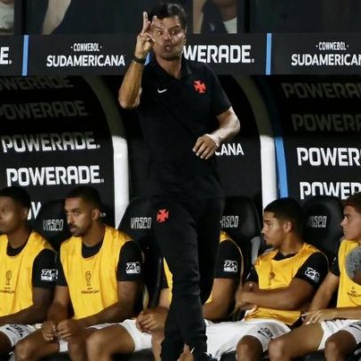 Auxiliar aponta evolução de Rojas após vitória do Vasco; Renato cobra