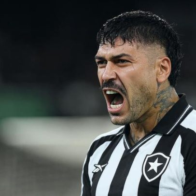 Barboza retorna ao Botafogo para clássico contra o Vasco