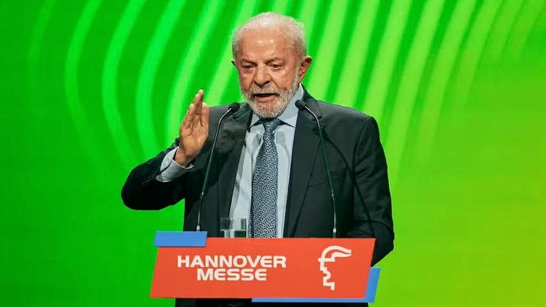 Lula — Foto: Martin Meissner/AP
