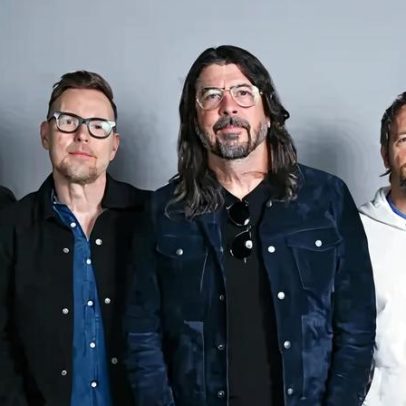 Foo Fighters dizem ser banda diferente sem Taylor Hawkins