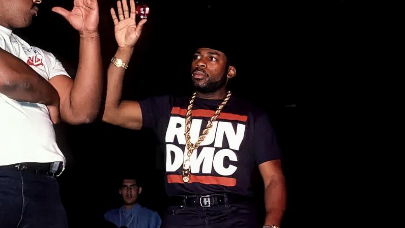 Homem se declara culpado de assassinato 20 anos após morte de Jam Master Jay