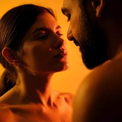 Quatro posições sexuais simples que dispensam acrobacias, aponta estudo
