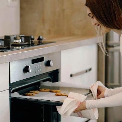 Gás e energia em alta: air fryer ou forno é a opção mais barata?