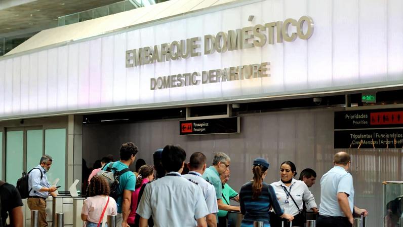 Embarque doméstico no Aeroporto Internacional de Belo Horizonte, em Confins