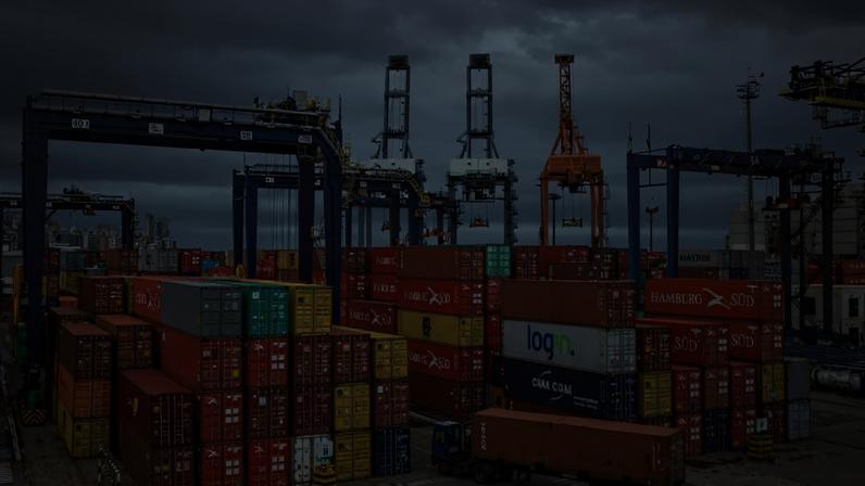 O fechamento do estreito de Hormuz devido à guerra no Irã interrompeu uma trajetória de alta nas exportações brasileiras para países do golfo Pérsico
