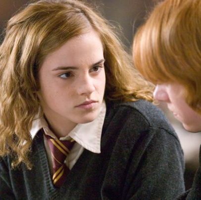 Emma Watson completa 36 anos após afastamento dos holofotes desde 2020