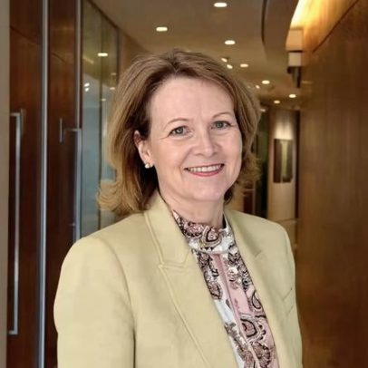 Riqueza feminina cresce e exige adaptação do mercado financeiro, diz executiva