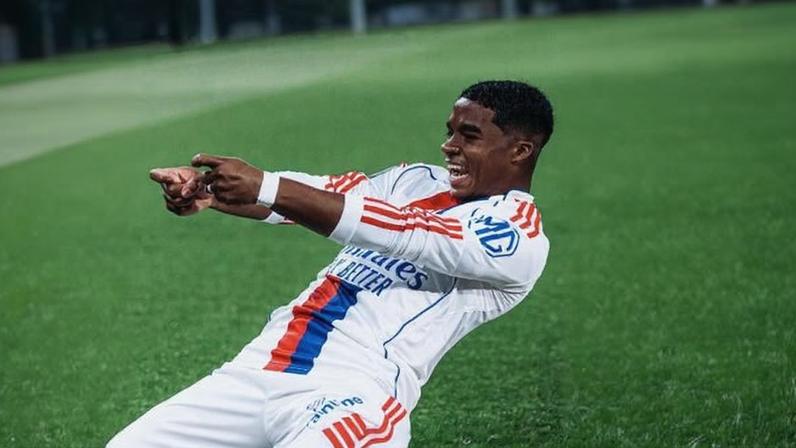 Brasil vive disputa por vagas na Copa entre Endrick, Pedro, Paquetá e Danilo