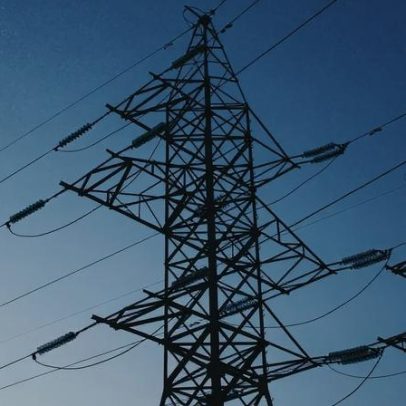 Quedas de energia caem no Brasil; ranking das distribuidoras é divulgado