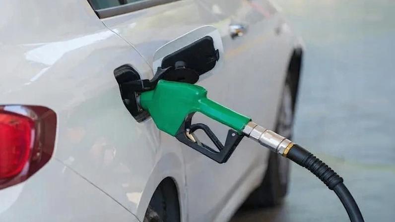Articulista defende que biocombustíveis são uma ferramenta de segurança energética, estabilidade econômica e proteção ao consumidor; na imagem, uma bomba de abastecimento