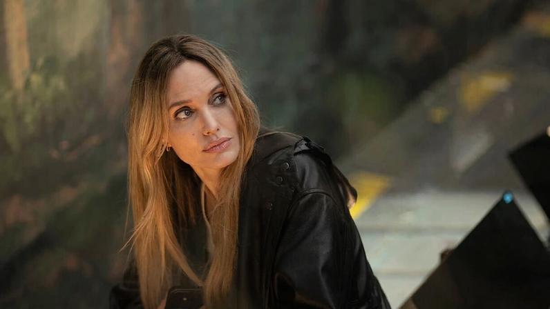 Angelina Jolie participa de um filme "coral" dirigido por Alice Winocour