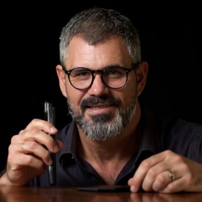 Porchat ironiza curso de Juliano Cazarré sobre Resgatar o enrustido