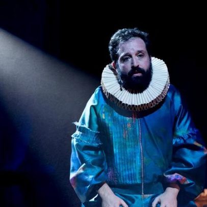 Gregorio Duvivier leva O Céu da Língua a BH e revela obsessão pelas palavras