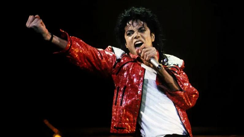 O cantor Michael Jackson - 25/06/1986 (Kevin Mazur/WireImage/Getty Images)