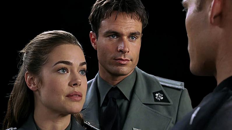 Muldoon participou do filme "Tropas Estelares", de Paul Verhoeven