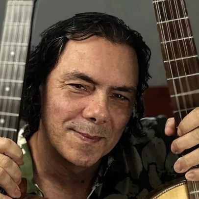 Violeiro Gustavo Guimarães lança quarto álbum solo
