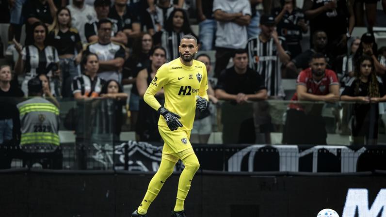 Everson lamentou o resultado do Atlético