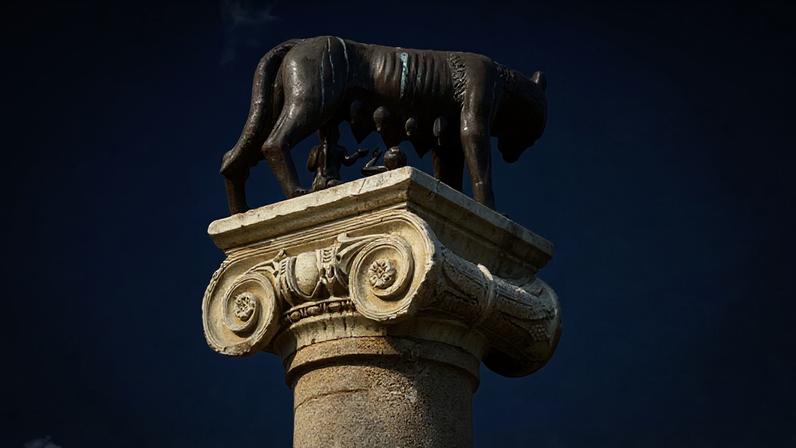 Pedestal e reprodução da escultura Lupa Capitolina, doados pelo governo italiano em 1960 em homenagem à fundação de Brasília