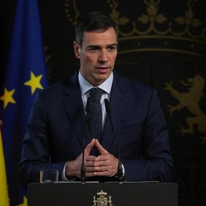 ONGs auxiliam imigrantes espanhóis na regularização de documentos