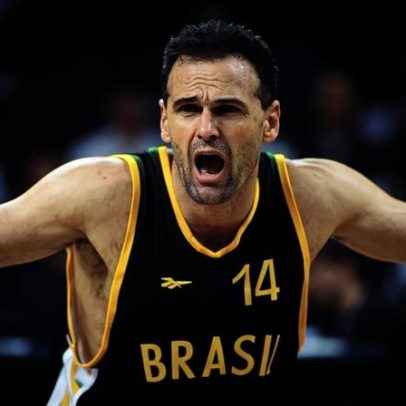 Oscar Schmidt é o maior pontuador da história do basquete brasileiro