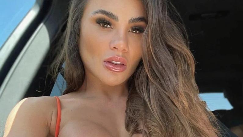 Ex-bailarina do Faustão, Natacha Horana celebra saída da prisão após um ano em liberdade