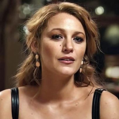 Blake Lively afirma ter perdido US$ 200 milhões após disputa judicial com Baldoni