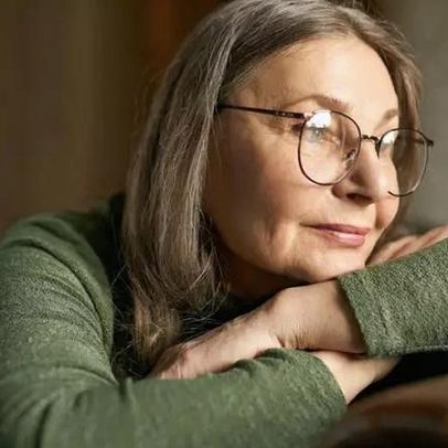Menopausa: odores, falhas de memória e formigamento entre sintomas discutidos