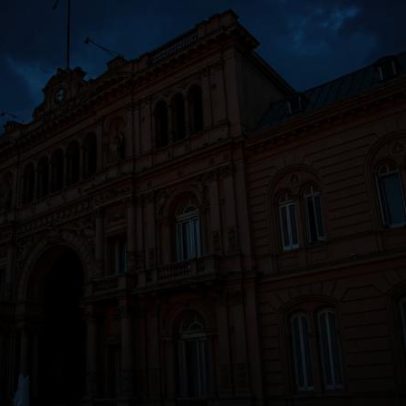 Governo argentino impede entrada de jornalistas na Casa Rosada por espionagem