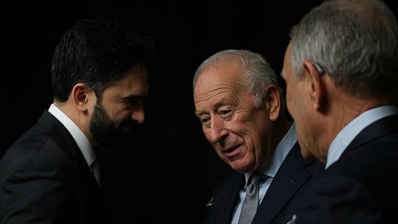 Mamdani diz que pediria ao Rei Charles devolver Koh-i-Noor à Índia