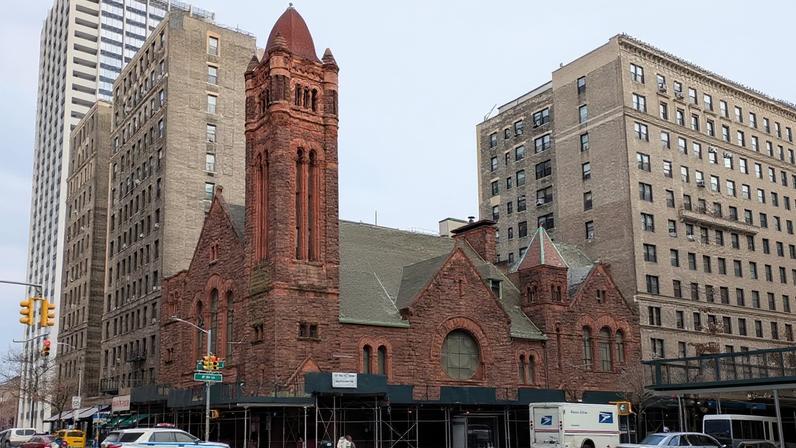 Organização de artes mobiliza celebridades para preservar igreja em Manhattan