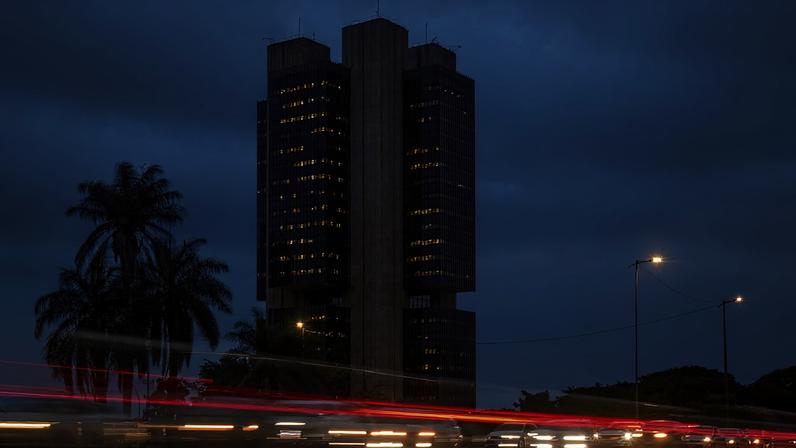 Imagem colorida da Fachada do Banco Central