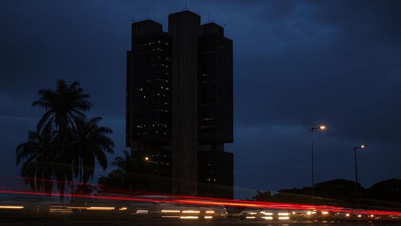 1 de 1 fachada-do-banco-central-bc-em-brasilia—metropoles-