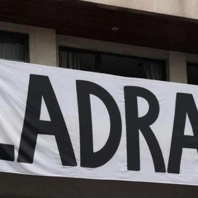Morador é abordado por faixa com 'ladrão' perto de evento de Lula
