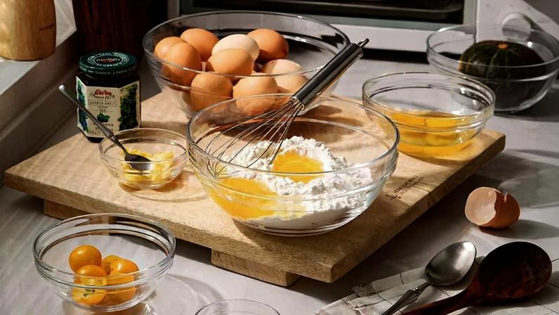 5 hábitos irritantes na cozinha que você precisa mudar