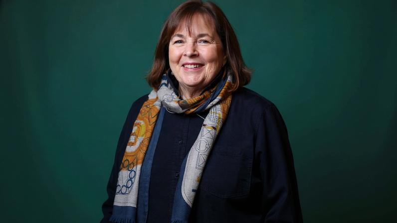 Ferramentas favoritas de Ina Garten para jantar com Allison Janney