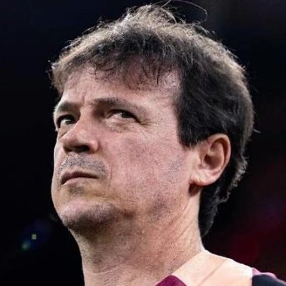 Diniz minimiza seca de Yuri Alberto e elogia: É um cara diferente