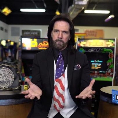 YouTuber que perdeu processo contra Billy Mitchell processa por dano emocional