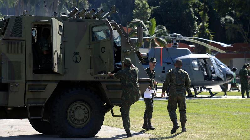 Crianças com deficiência e familiares participam do evento, Um Dia de Fuzileiro Naval e Marinheiro, no Centro de Instrução Almirante Sylvio de Camargo (CIASC), na Ilha do Governador.