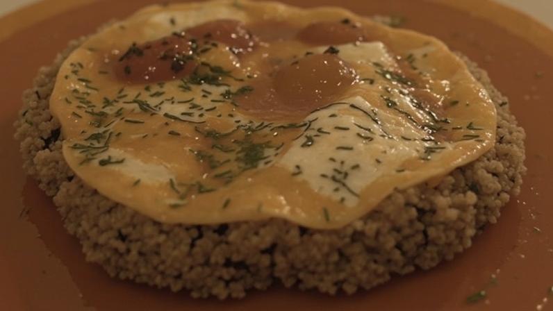 Filé à parmegiana é prato tradicional no bar Guanabara