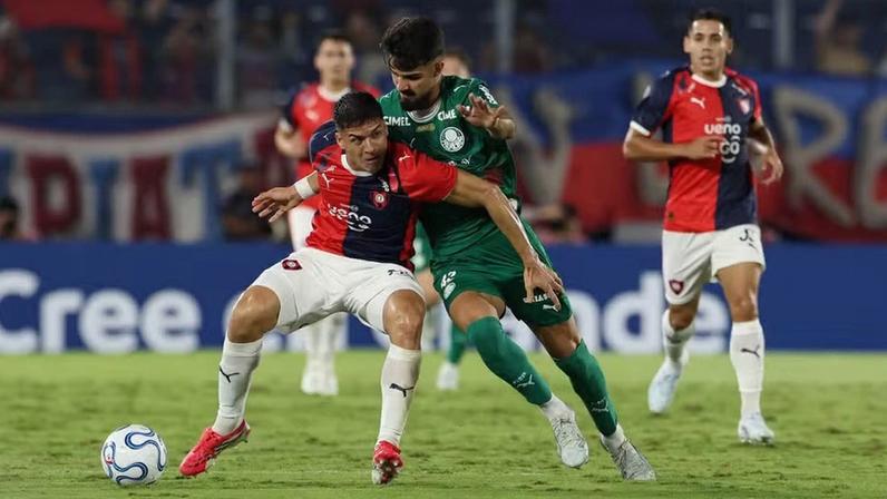 Flaco López em Cerro Porteño x Palmeiras — Foto: Cesar Greco/Palmeiras