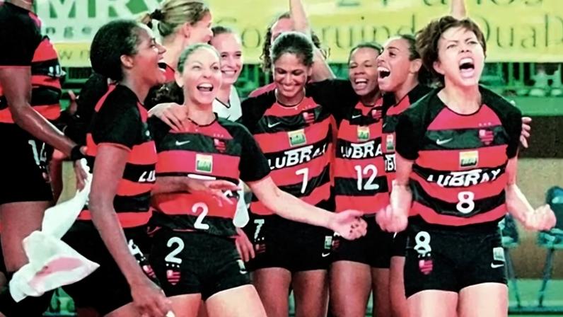 O Flamengo de Leila, Virna e companhia, campeão Superliga 2000/01 (Foto: Divulgação/CRF)