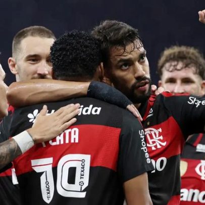 Flamengo vence Santos de virada por 3 a 1 no Brasileirão