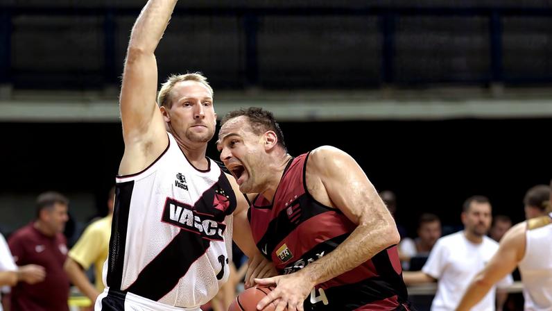 Flamengo x Vasco basquete - Oscar Schmidt — Foto: Agência estado